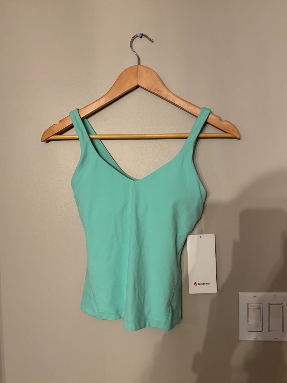 NWT Lululemon Align Waist Length Tank Size 4 Cups A/B - in mint